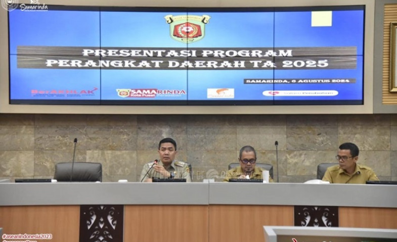 Andi Harun Kumpulkan OPD Samarinda untuk Presentasi Program 2025