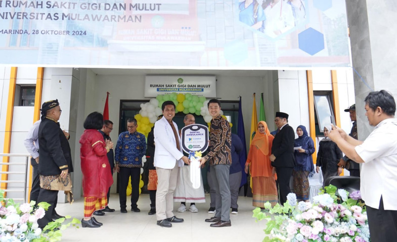 Diresmikan, Rumah Sakit Gigi dan Mulut Universitas Mulawarman Bermitra dengan Cobra Dental