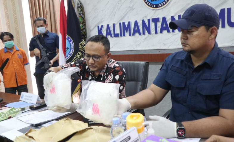 BNNP Kaltim Bongkar Modus Baru Penyelundupan Narkotika Melalui Bandara