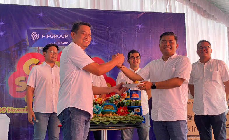 FIFGROUP Grebeg Cabang Samarinda: Promo Spesial Pembiayaan dan Bantuan untuk Anak Yatim