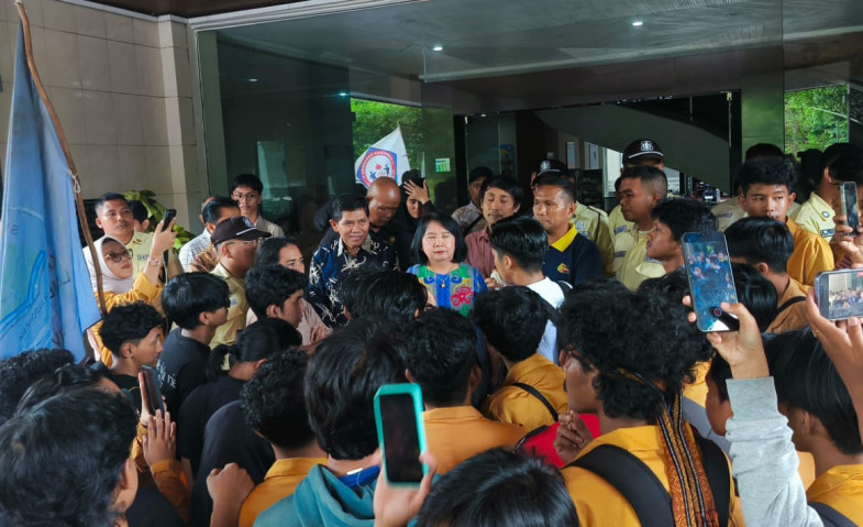 BEM FISIP Unmul Gelar Demo Tuntut Kebijakan Uang Kuliah Tunggal