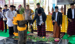 HUT Samarinda ke-367, Andi Harun Bawa Rombongan Ziarah ke TMP dan Makam Daeng Mangkona