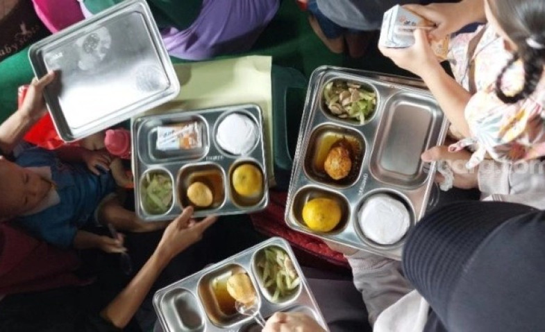 Kronologi Siswa SD di Sukoharjo Keracunan Usai Santap Makan Bergizi Gratis, Ada Bau Basi dari Ayam