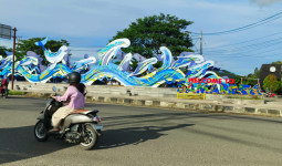 Samarinda Makin Estetik dengan Kehadiran Sculpture Pesut di Jembatan Mahakam