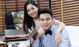 Sempat Bantah Selingkuh, Jonathan Frizzy dan Ririn Dwi Aryanti Diduga Sudah Tunangan