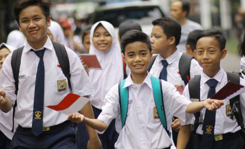 Calon Siswa dan Orangtua Wajib Tahu! Ini Perbedaan Jalur Penerimaan di SPMB dengan PPDB