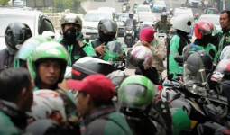 Hore! Prabowo Siapkan THR Lebaran 2025 untuk Ojek Online, Begini Ketentuannya