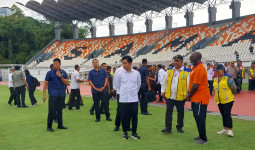 Tinjau Renovasi Stadion Segiri, Wapres Gibran Kaget Anggarannya Tak Sebesar Daerah Lain