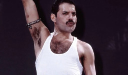 Disembunyikan 50 Tahun, Freddie Mercury Ternyata Punya Anak Rahasia Hasil Hubungan Gelap