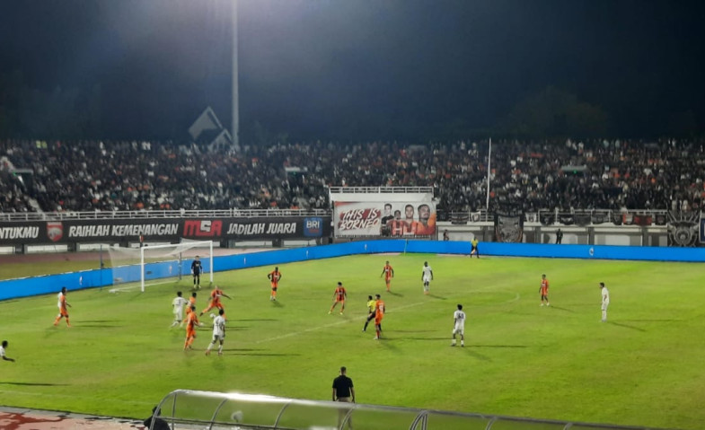 Duel Sengit Borneo FC vs Persebaya Surabaya Berakhir Imbang 1-1, Dua Gol Tercipta Lewat Titik Putih