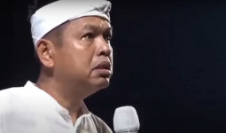 Hardik Anak Muda Suporter Persikas tak Punya Otak, Watak Asli Dedi Mulyadi Mulai Kelihatan?