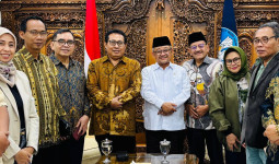 Ketum Firdaus Bersama Pengurus SMSI Pusat Audiensi dengan Mendikdasmen Abdul Mu’ti