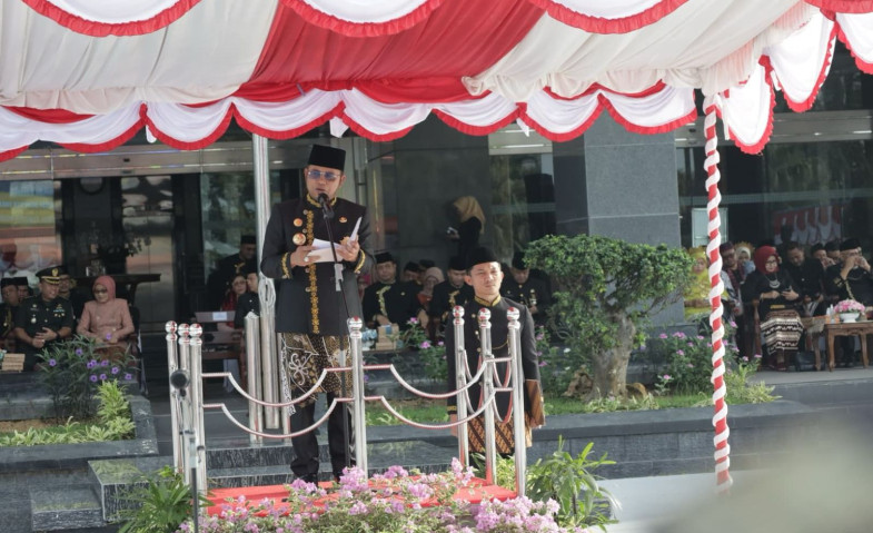 Peringati Hari Pendidikan Nasional, Rudy Mas’ud Serius Tangani Angka Putus Sekolah di Kaltim