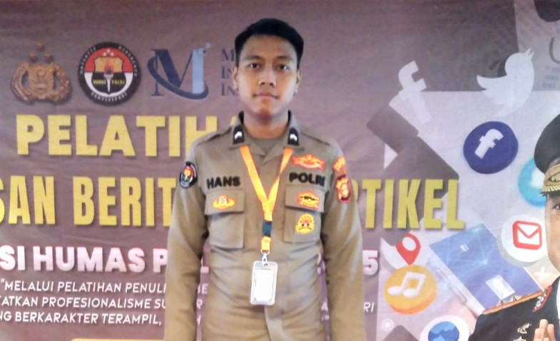 Anggota Polri juga Perlu Piawai Menulis Berita
