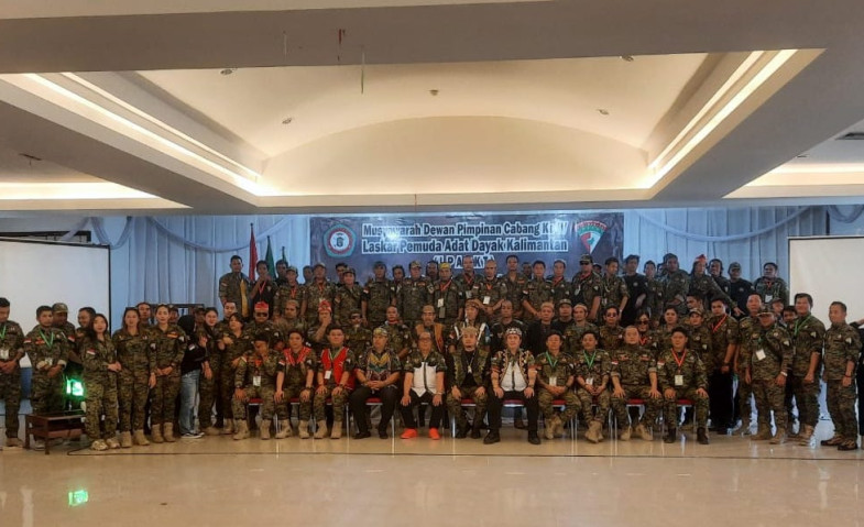 Anwar Karim Resmi Pimpin LPADKT Cabang Samarinda Periode 2025–2030
