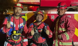 Berjuang Memadamkan Api Saat Kebakaran di BIG Mall, Pemadam Kebakaran Samarinda Tersakiti Komentar Miring Warganet
