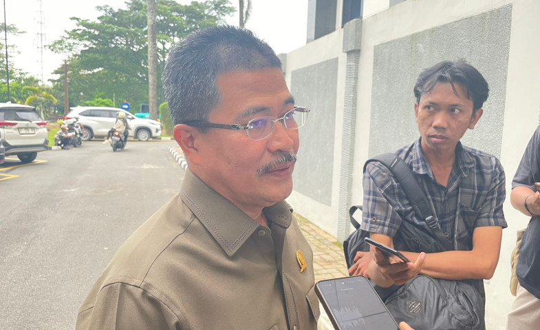 Darlis Tak Ingin Insentif Guru Honorer di Kaltim Terabaikan