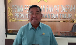 Ekti Imanuel Tegaskan Komitmen DPRD Kaltim Mengawal Pendidikan Gratis untuk Mahasiswa Baru
