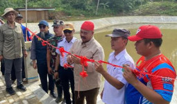 Embung Maluhu Resmi Difungsikan, Bupati Kukar Dorong Optimalisasi Irigasi Pertanian