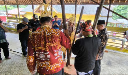 Festival Budaya Nutuk Beham di Kedang Ipil Ditutup, Bupati Edi Tegaskan Komitmen Pelestarian Budaya Kutai