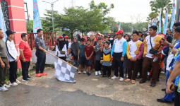 Jalan Sehat Forkopimda Kukar Dorong Masyarakat Hidup Sehat dan Aktif Bergerak