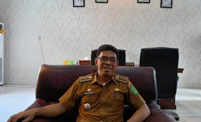Jaga Ketertiban Kota, Camat Tenggarong Tertibkan Lapak di Ruang Publik