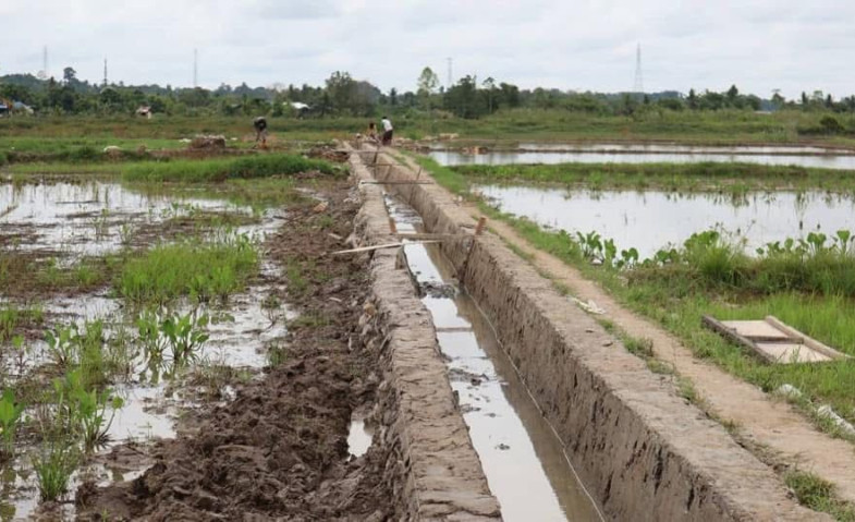 Petani Loa Raya Masih Krisis Air, Pemerintah Desa Dorong Irigasi Permanen