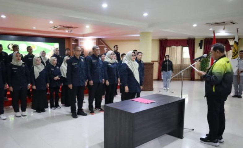 Sekda Kukar Resmi Lantik Pengurus PELTI 2024-2028, Optimalkan Pembinaan Atlet Tenis Lapangan