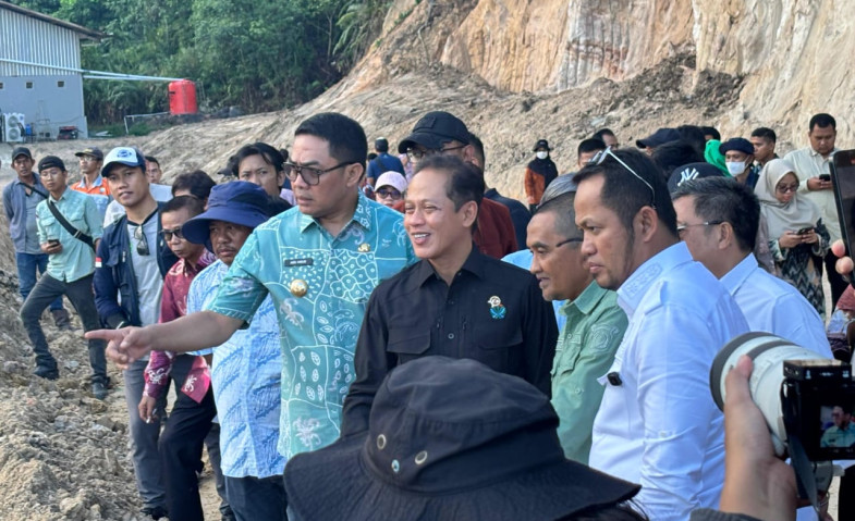 Andi Harun Ajak  Menteri KLHK Tinjau TPA Sambutan, Peluang Investasi PLTSa dari Korea Makin Terbuka?
