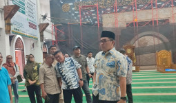Andi Harun Tinjau Rehabilitasi Masjid Raya Darussalam