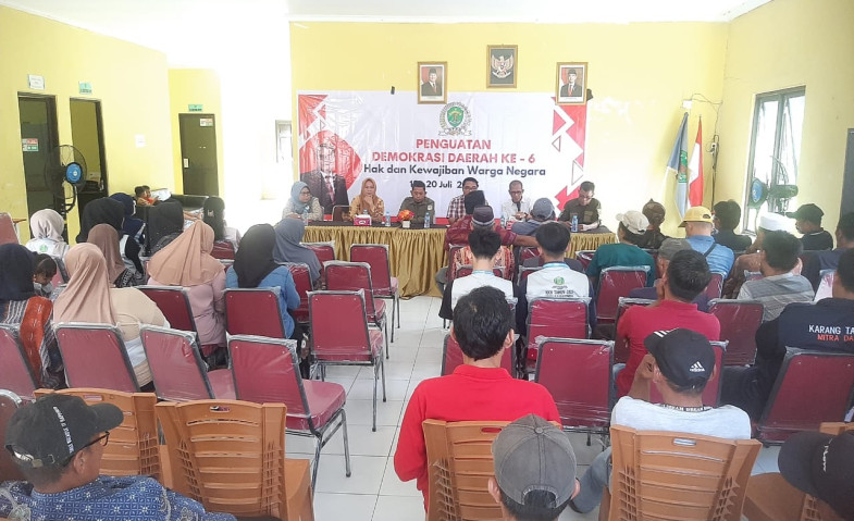 Guntur Dorong Pemahaman Hak dan Kewajiban Warga dalam Penguatan Demokrasi Daerah di Muara Badak