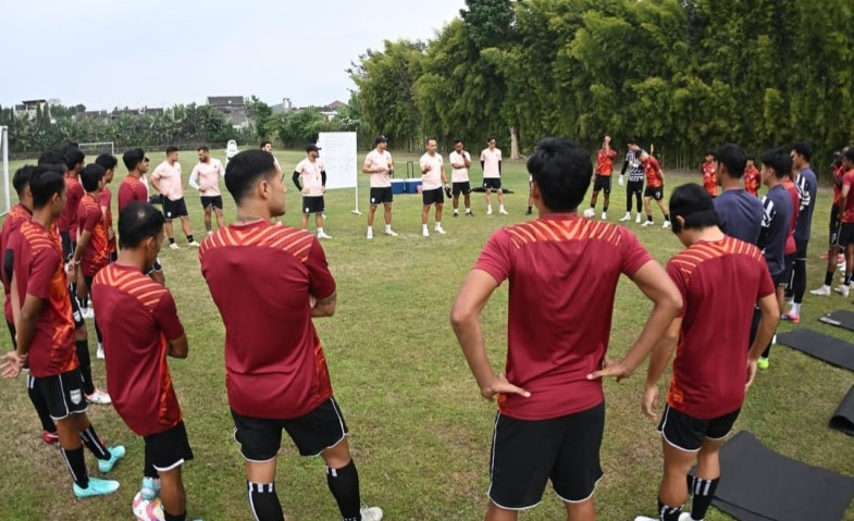 Pemusatan Latihan di Yogyakarta, Fabio Lefundes Fokus Bangun Mental Pemain Muda Borneo FC