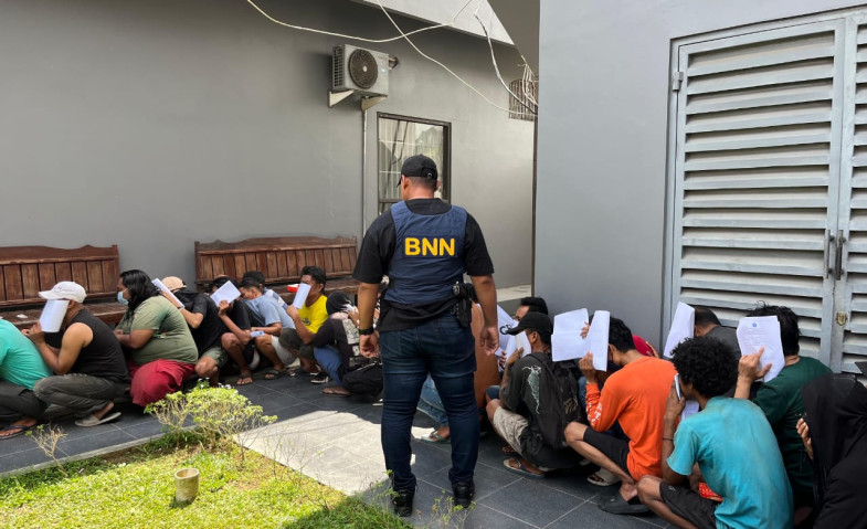 BNNP Kaltim Amankan 94 Orang Saat Operasi Narkoba di Jalan AM Sangaji