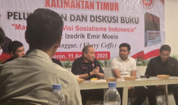 Emir Moeis Luncurkan Buku Marhaenisme Visi Sosialisme Indonesia