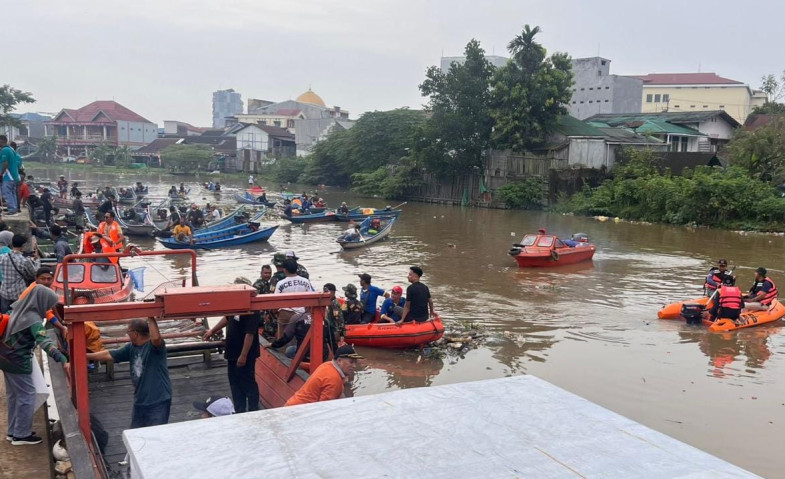 Gelar Aksi Bersih Sungai Karang Mumus, Pemkot Samarinda Bidik Adipura 2026