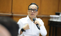 KPK Amankan 20 Orang dalam OTT Wamenaker Immanuel Ebenezer