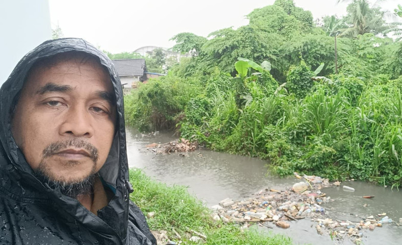 Sudah 3 Kali Lurah Sempaja Selatan Laporkan Tumpukan Sampah Plastik dari Gor Kadrie Oening