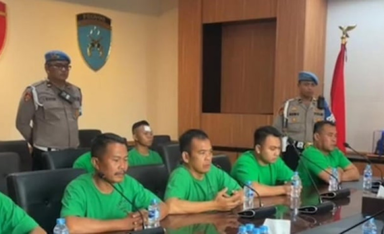 Terungkap, Ini Nama dan Wajah 7 Brimob dalam Rantis Maut Penabrak Ojol Affan Kurniawan