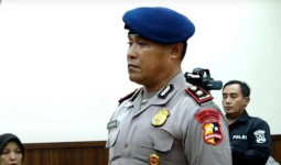 Dipecat Tidak Hormat Imbas Rantis Lindas Ojol Affan Kurniawan, Kompol Cosmas Kehilangan Gaji Segini