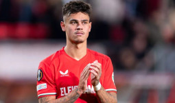 Drama Kontrak, Sosok Terdekat Bongkar Perlakuan Tak Adil FC Twente ke Mees Hilgers