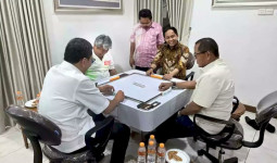 Geger Menhut Raja Juli Antoni Ketahuan Main Domino Bareng Eks Tersangka Perusakan Hutan