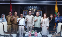 Pemkot Samarinda Dorong Penyelesaian Kewajiban Hak Karyawan RS Haji Darjad