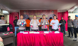 Beraksi Saat Penghuni Rumah Tertidur, Tiga Pelaku Pencurian Dibekuk Polisi