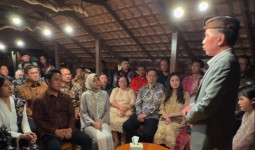 Jokowi Keciduk Beri Arahan ke Pengurus PSI, Teka-Teki 'Bapak J' Ketua Dewan Pembina Akhirnya Terjawab?