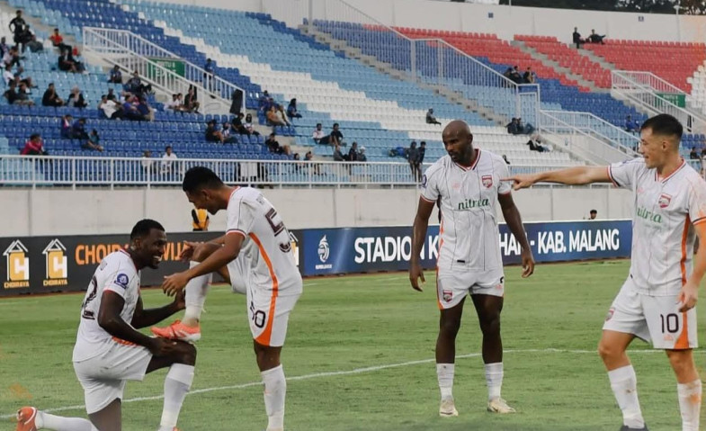 Mimpi Kalahkan Borneo FC Samarinda, Arema FC Malah Tumbang 3-1 di Kanjuruhan