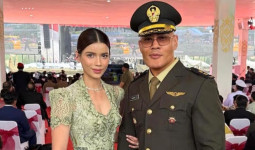 Pernikahan Deddy Corbuzier dan Sabrina Chairunnisa Diisukan Retak, Ini Bukti yang Ditemukan Warganet