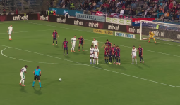 Sassuolo Bekuk Cagliari 2-1, Perpanjang Tren Buruk Tuan Rumah di Serie A