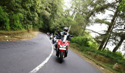 Honda Bikers Day 2025 Berjalan Sukses, Astra Motor Kaltim 2 Bagikan Enam Tips Berkendara Jarak Jauh