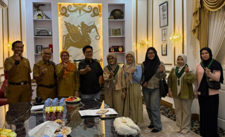 Wabup Kukar Terima Dua Audiensi, Bahas Pemberdayaan Perempuan dan Literasi Masyarakat