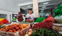 Jelang Nataru 2025, Harga Cabai di Samarinda Tembus Rp65 Ribu